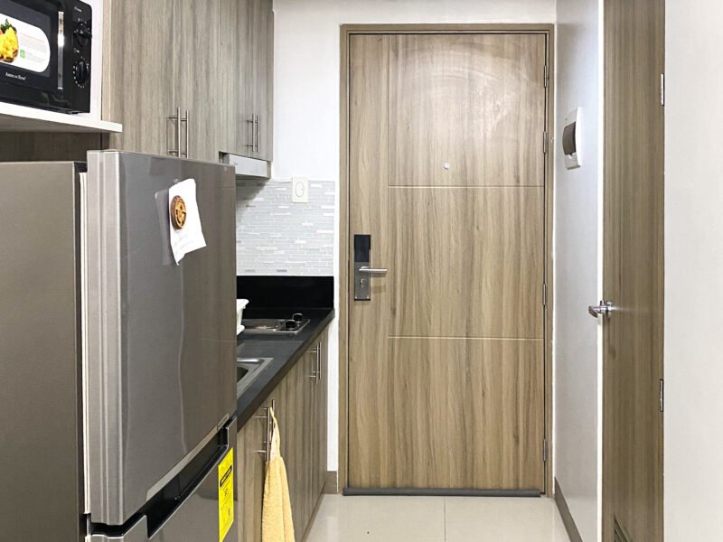 AMAZONITE @ S Residences 1BR by JBCo