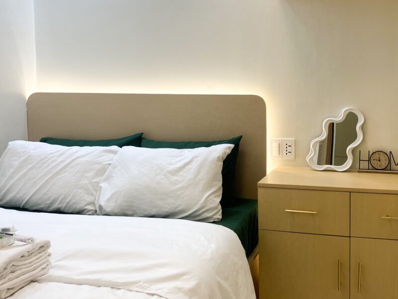 OVAL @ Shore 3 Residences 1BR by JBCo