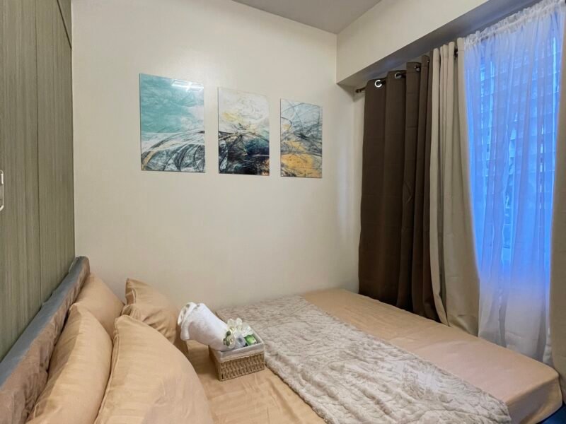 Jade @ Shore Residences 1BR by JBCo