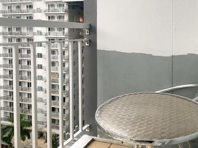 Axinite @ Shell Residences 1BR by JBCo