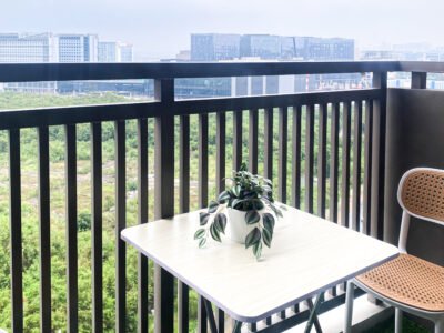 Thyme @ Gentry Manor 1BR by JBCo